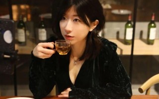 脱口秀norah关于卫生巾的段子，脱口秀演员卫生巾
