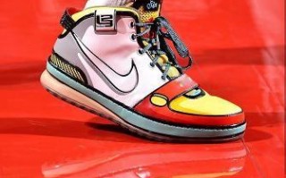 nba.james鞋子，james 球鞋